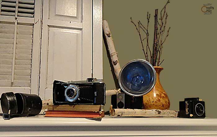 A VINTAGE AFFAIR- HOME DECOR Showpiece for Home Decor | Living Room Bedroom  | Decoration Gifting Items for Friend Family | Vintage Camera Clock  Decorative Accent : Amazon.in: Home & Kitchen